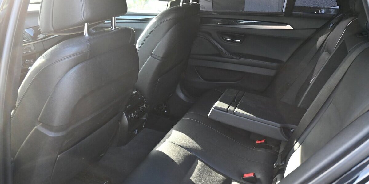 BMW 530 dAut Touring Klimaaut Navi Pano Leder 18Alu 245.000 km 14.300 &euro; Seevetal - Hittfeld 21218