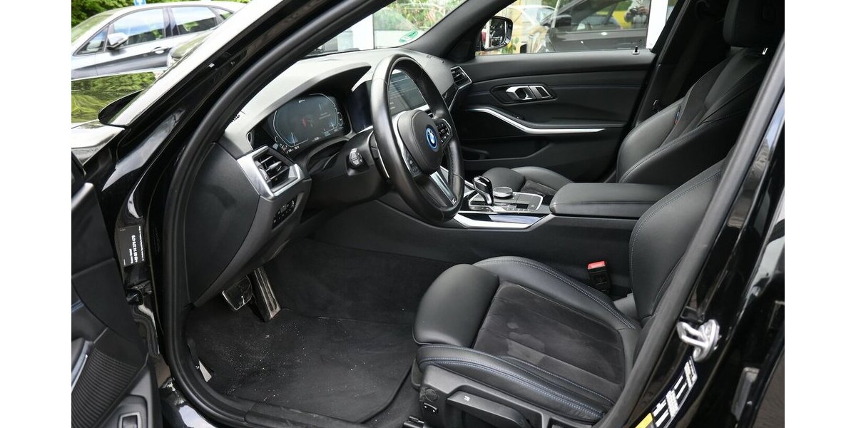BMW 320e tour*M Sport*Aut Navi Leder/Alca PDC 19Alu 46.000 km 29.990 &euro; Seevetal - Hittfeld 21218