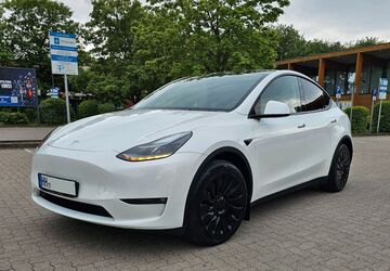 Tesla Model Y 35.900 km 35.290 &euro; Hamburg 22297