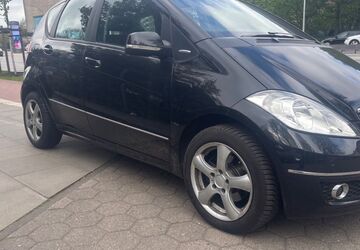 Mercedes-Benz A 180 212.000 km 1.850 &euro; Hamburg 20097