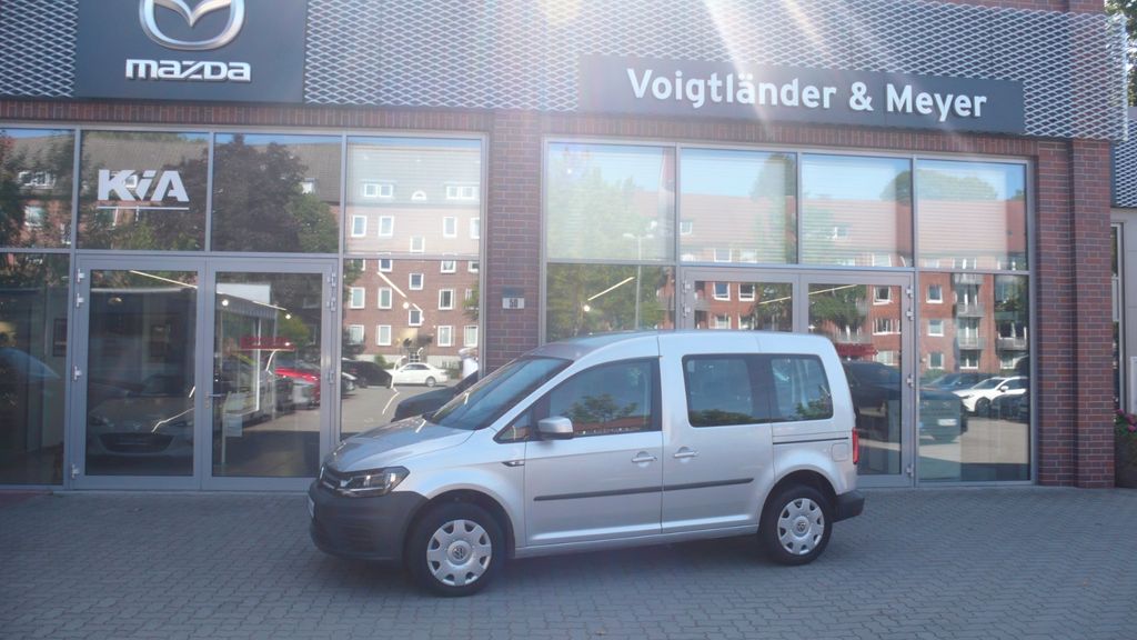 VW Caddy 84.143 km 19.885 &euro; Hamburg 22049