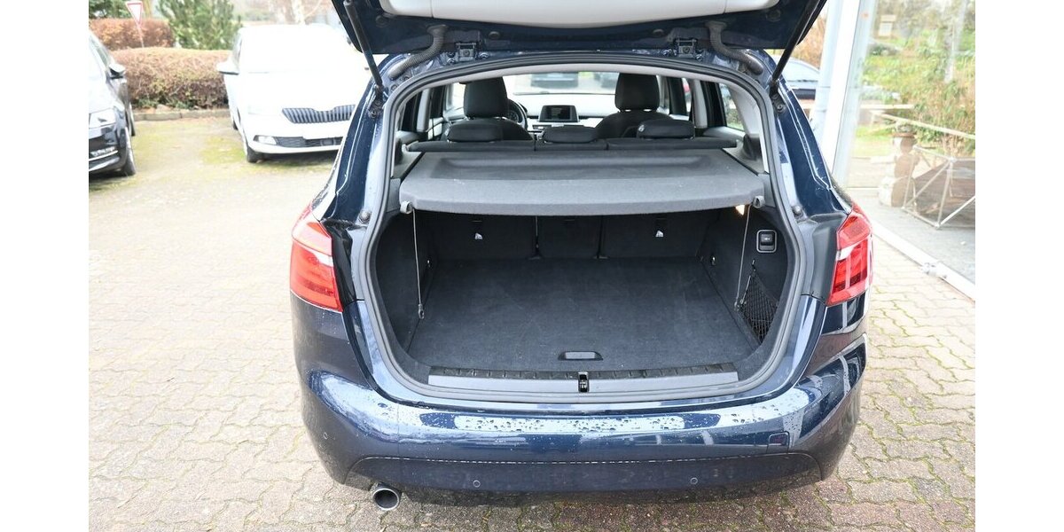 BMW 218 Active Tourer 218i Klima Sitzhz PDC 1.Hand 175.000 km 8.900 &euro; Seevetal - Hittfeld 21218