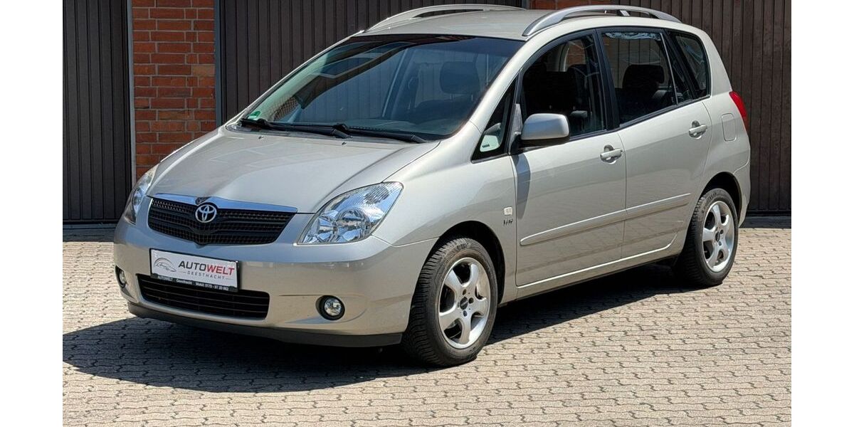 Toyota Corolla Verso 140.000 km 3.499 &euro; Geesthacht (bei Hamburg) 21502