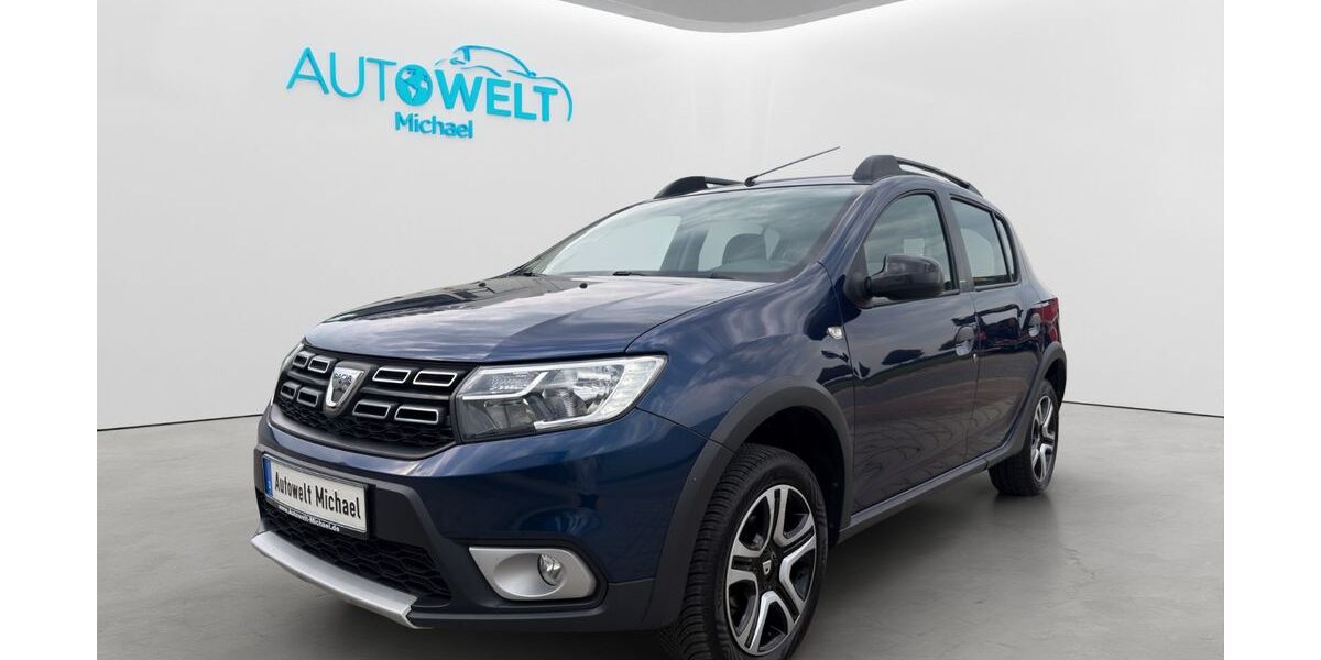 Dacia Sandero 94.389 km 7.880 &euro; Beckdorf 21643
