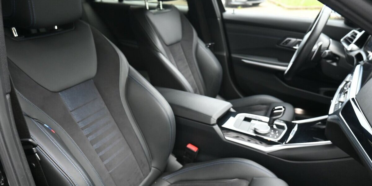 BMW 320e tour*M Sport*Aut Navi Leder/Alca PDC 19Alu 46.000 km 29.990 &euro; Seevetal - Hittfeld 21218