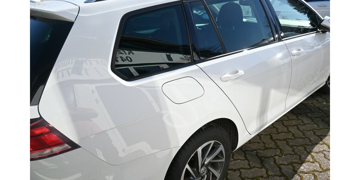 VW Golf Variant 1.6 TDI BMT *Sound* DSG Navi ACC 131.000 km 12.200 &euro; Seevetal - Hittfeld 21218