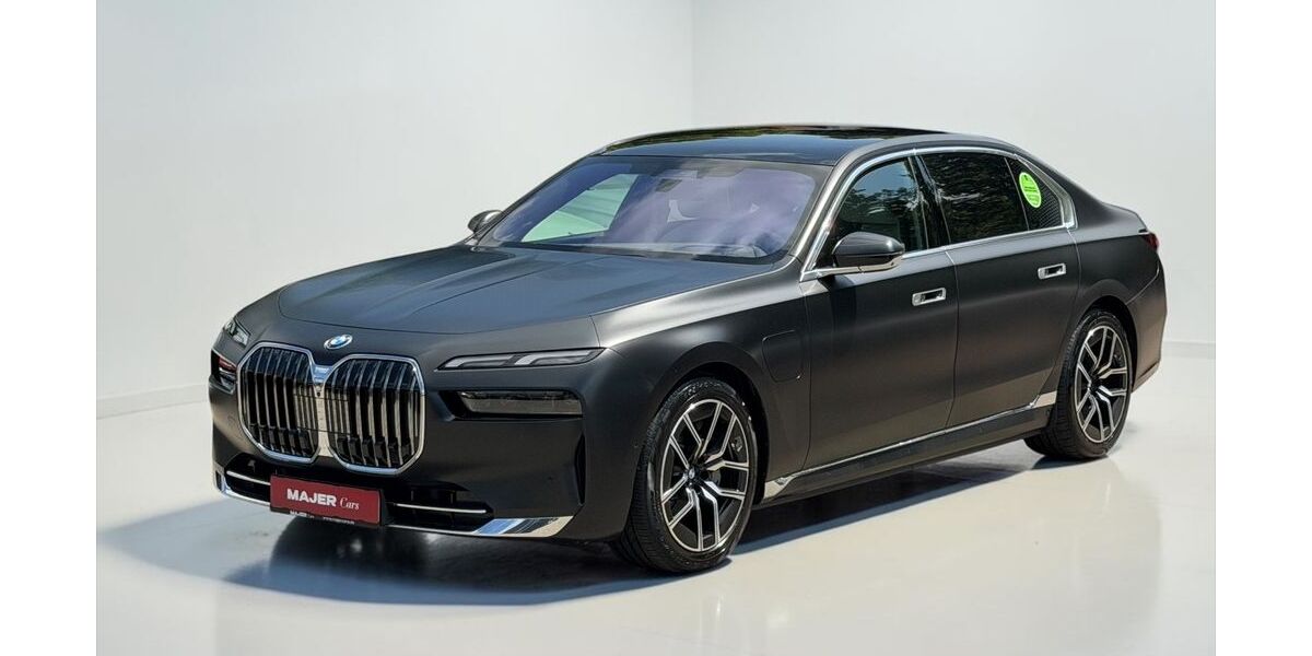 BMW 750 63.981 km 85.750 &euro; Hamburg 22043