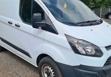 Ford Transit Custom 238.000 km 5.900 &euro; Hamburg 22113