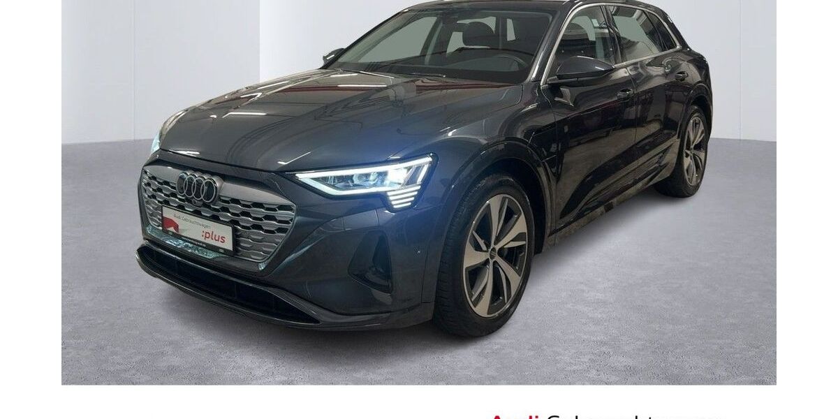 Audi Q8 e-tron 23.114 km 52.220 &euro; Hamburg 20537