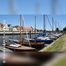 Hafenrundfahrt, Tagesausflug Glückstadt 09.06.2027 Ein- und Ausstieg