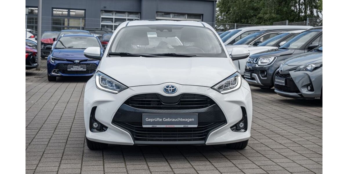 Toyota Yaris 52.333 km 16.990 &euro; Hamburg 22529