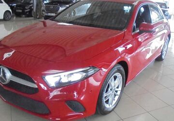 Mercedes-Benz A 180 110.062 km 16.490 &euro; Hamburg 22043
