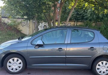 Peugeot 207 161.000 km 1.300 &euro; Hamburg 20539