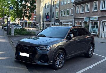 Audi Q3 84.000 km 28.100 &euro; Hamburg 22417