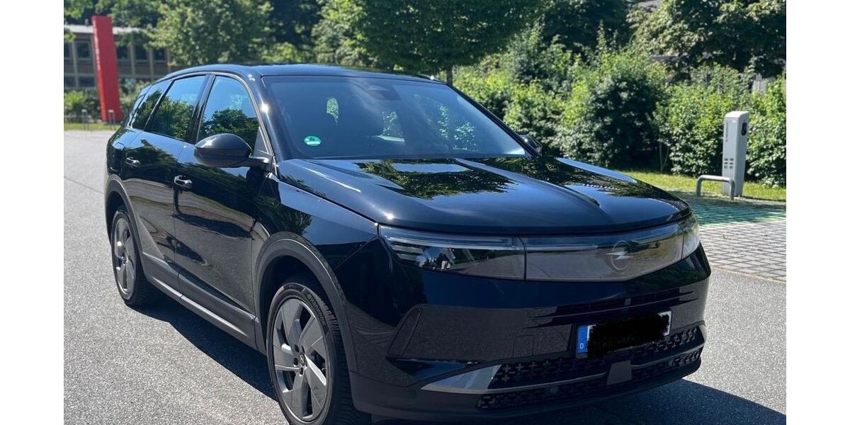 Opel Grandland (X) 10.800 km 26.500 &euro; Hamburg 22417