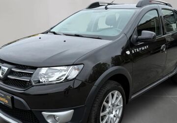 Dacia Sandero 92.000 km 6.990 &euro; Hamburg 20539