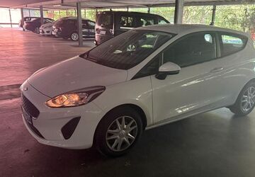 Ford Fiesta 54.000 km 9.990 &euro; Hamburg 22309