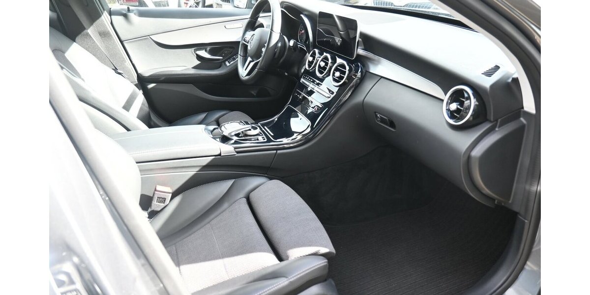 Mercedes-Benz C 200 Td 9G*Avantg* Leder Navi LED RFK 17Alu AHK 120.000 km 19.700 &euro; Seevetal - Hittfeld 21218