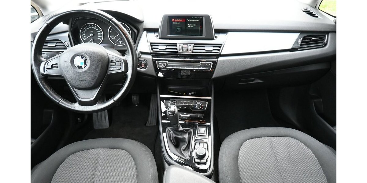 BMW 218 Active Tourer 218i Klima Sitzhz PDC 1.Hand 175.000 km 8.900 &euro; Seevetal - Hittfeld 21218