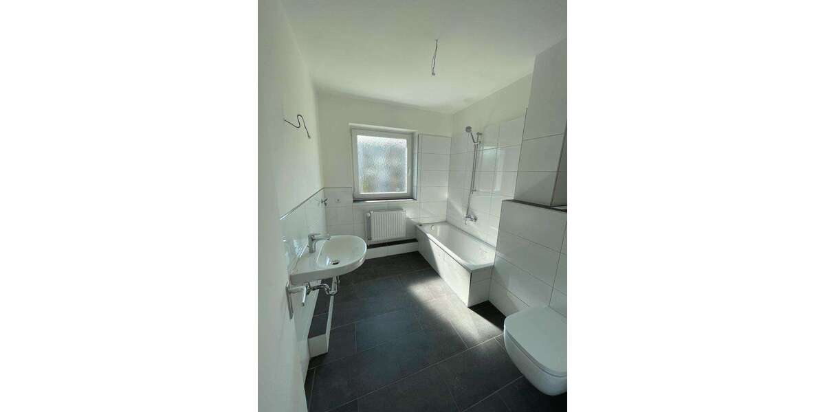 Etagenwohnung Uetersen Klosterbezirk - 3 Zimmer, 72 m&sup2;, 715&euro; | Angebot:27341135