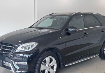 Mercedes-Benz ML 350 163.000 km 22.490 &euro; Hamburg 22043