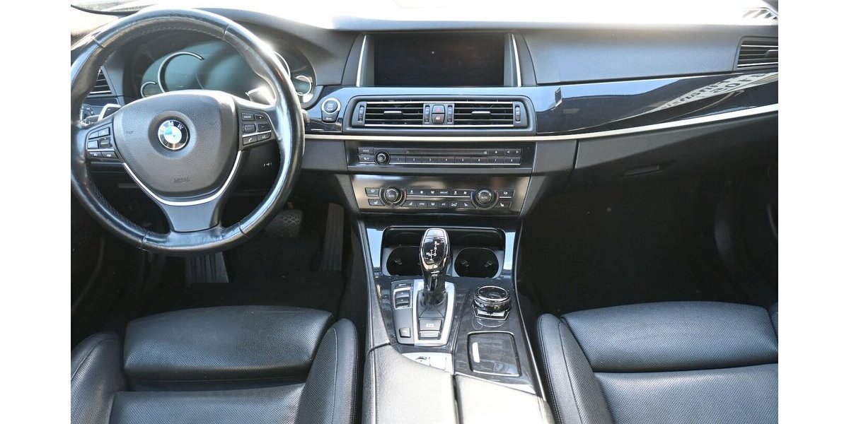 BMW 530 dAut Touring Klimaaut Navi Pano Leder 18Alu 245.000 km 14.300 &euro; Seevetal - Hittfeld 21218