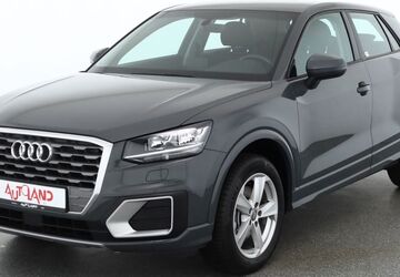 Audi Q2 72.432 km 17.990 &euro; Hamburg 22761
