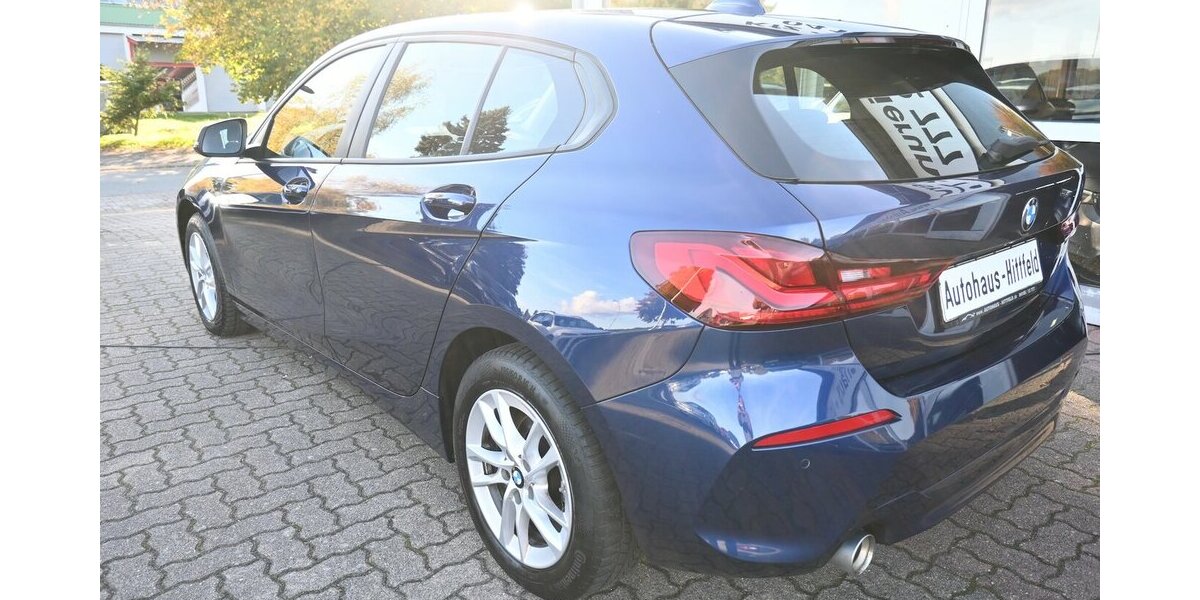 BMW 118i *Advantage* F40 Navi LED PDC 2020 143.000 km 14.200 &euro; Seevetal - Hittfeld 21218