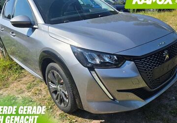 Peugeot 208 24.600 km 16.490 &euro; Hamburg 22529