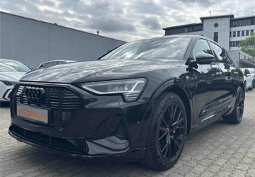 Audi e-tron 75.715 km 33.950 &euro; Hamburg 22047