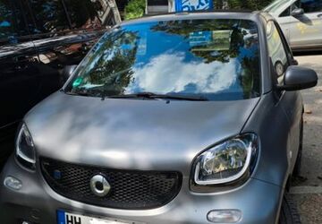 Smart ForTwo 8.353 km 12.450 &euro; Hamburg 20148
