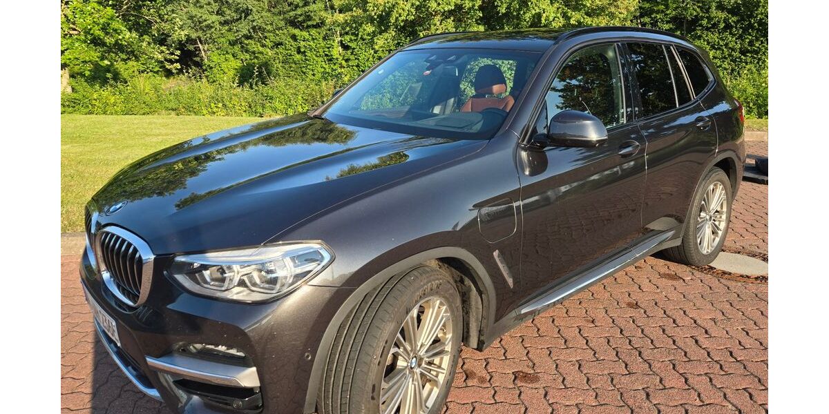 BMW X3 120.000 km 26.000 &euro; Hamburg 22301