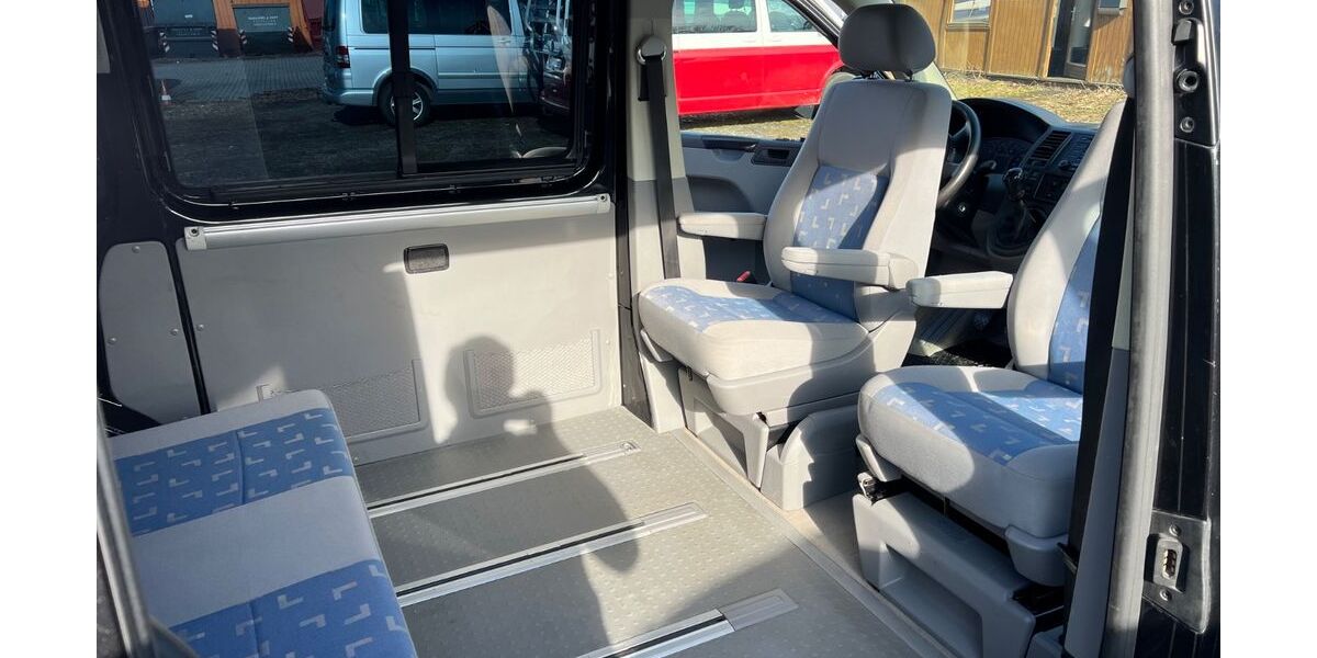 VW T5 California 305.000 km 11.900 &euro; Braak 22145